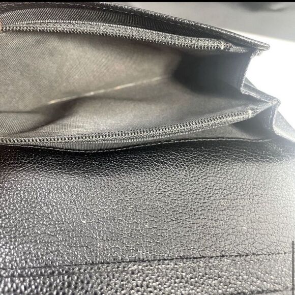 AUTHENTIC CHANEL BIFOLD DIAMOND STITCH WALLET GOLD - Picture 10 of 14